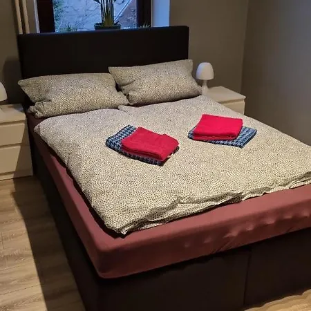 Apartament 4